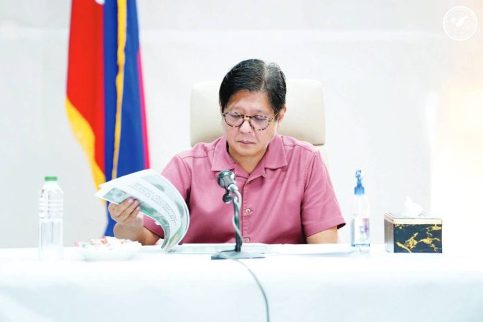 Palace_blames_copy_resized Many of the controversies now resurfacing in the administration of President Ferdinand “Bongbong” Marcos Jr. — particularly those involving flood control projects — originate from the previous administration of former President Rodrigo Duterte and continue to hamper economic momentum, according to Malacañang. PCO