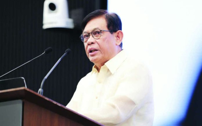 SEC_new_companies_resized_compressed “The SEC is consistently looking for ways to streamline the company registration process as this is the first step entrepreneurs have to go through to expand and grow their businesses,” says Securities and Exchange Commission chair Francis Lim. SEC PHOTO