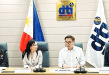 Over $1B worth of Philippine agri exports spared from US tariff Trade Secretary Cristina Roque and newly appointed Finance Secretary Frederick Go lead a press briefing about the latest exemption from US tariffs on Tuesday, Nov. 18. Among the gloods that are part of the latest exemption include coconut, fruit juices, processed pineapples, and bananas, among others. PHOTO BY LOGAN KAL-EL M. ZAPANTA