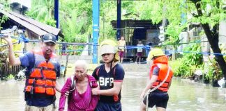 Bureau of Fire Protection (BFP) Bacolod personnel rescued a senior citizen and 15 families in Purok Fatima Dos, Barangay Sum-ag, after they were stranded by heavy rains and flooding caused by Tropical Depression “Verbena” on November 25. BFP-BACOLOD PHOTO