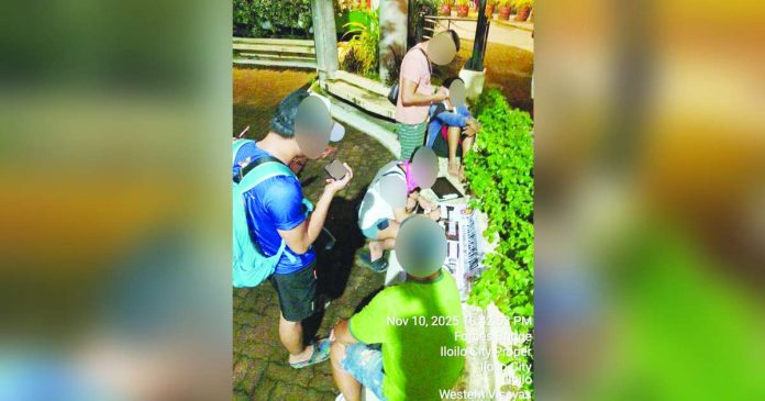 high-value suspect_superimposed Joint police operatives arrested a high-value suspect in an antidrug operation in Barangay Laguda, La Paz, Iloilo City on Nov. 10, 2025. ICPO PHOTO