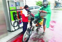 Fuel firms hike pump prices anew; 6th straight week for gasoline Fuel firms will implement pump price increases starting today, November 11, 2025. PNA FILE PHOTO
