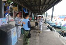 Coastguard halts sea travel in WV amid typhoon threat Philippine Coast Guard personnel and police officers inspect the Iloilo-Guimaras wharf as sea trips are suspended across Western Visayas due to Super Typhoon “Uwan.” AJ PALCULLO/PN