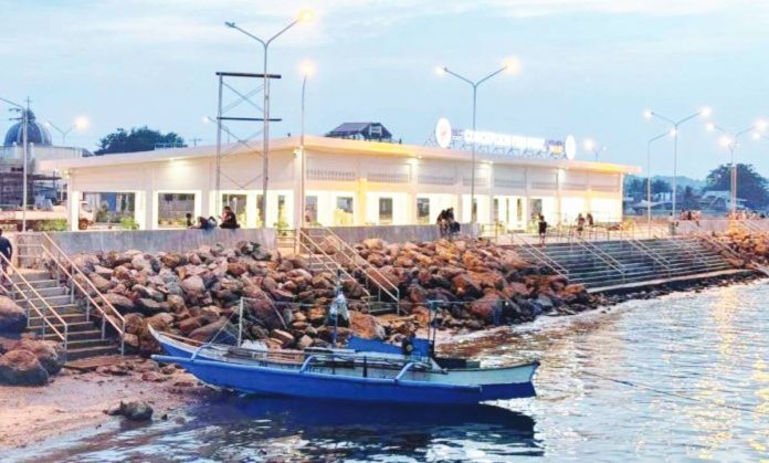 neljoy province storm surge copy A fishing boat is seen berthed at the fish port of Concepcion, Iloilo, in this file photo. Authorities in Iloilo Province have ordered preemptive evacuations in several coastal towns ahead of Typhoon Tino. Built to withstand future calamities, the Concepcion fish port aims to boost the economic recovery of communities in northern Iloilo, many of whom grappled with the aftermath of Super Typhoon Yolanda which hit the province on November 8, 2013.