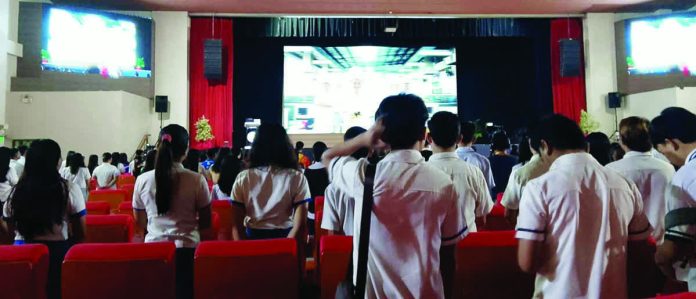 neljoy_CHED_resized_compressed Commission on Higher Education scholars from across Western Visayas gather at the University of San Agustin’s Urdaneta Hall in Iloilo City for the 2025 CHED Regional Scholars’ Congress, where officials urged students to transform “kinaadman” (wisdom) into real progress for their communities. NELJOY GALIGAO/PN