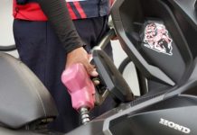 Oil prices are expected to rise anew next week as supply disruptions continue, Jetti Petroleum president Leo Bellas said Friday, Nov. 21, 2025. He forecasts between P0.80 to P1 per liter increase in diesel prices and up to P0.10 rise in gasoline prices. PNA PHOTO BY YANCY LIM
