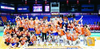 Criss Cross King Crunchers celebrate their first-ever Spikers’ Turf championship. SPIKERS’ TURF PHOTO