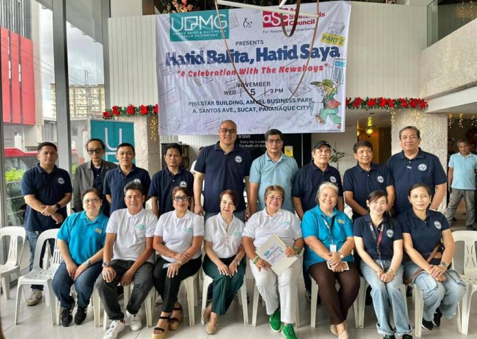 upmg officers and representatives Officers and representatives from the print industry join the celebration of Hatid Balita, Hatid Saya: A Celebration with the Newsboys Part 2 | In photo (from left to right): CMAP Officers and Members led by Roy Raul Mendiola, President of the Circulation Management Association of the Philippines (CMAP) and National Sales Manager of the Philippine Daily Inquirer; Florida Domaloan, Circulation Supervisor of The Philippine STAR; Aldwin Tolosa, PRO of UPMG from BusinessMirror; Edna Abong, BOD of UPMG from Pilipino STAR Ngayon; Ms. Vivienne Motomal, President of UPMG and Assistant Vice-President of the Journal Group of Publications; Ms. Sherly Baula, Treasurer of UPMG from Chinese Commercial News; and Angelina Isidro, Circulation Head of The Philippine STAR.