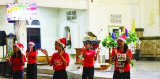 A CHRISTMAS GLOW FROM THE ’90S: Iloilo’s holiday magic that raised a generation Children performed a Christmas play during the annual Christmas Eve celebration at a church in Iloilo Province.