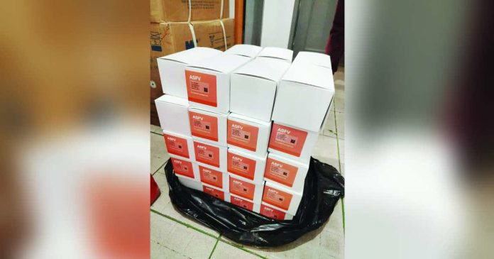 Bacolod vet copy_superimposed_compressed The expired African Swine Fever (ASF) polymerase chain reaction test kits reported by the Bacolod City government. MAE SINGUAY/PN