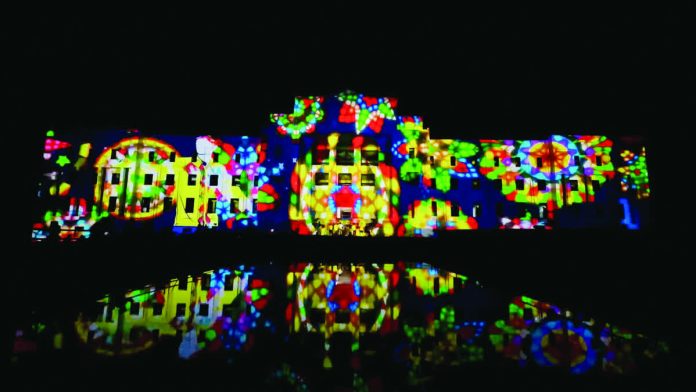 Video mapping—a technology that uses software and high-resolution projectors to cast vivid images and animations onto irregular surfaces—lit up the façade of the under-construction Capitol Building in Pueblo de Panay, Roxas City, as the Capiz Christmas Festival opened on December 1. CAPIZ PROV’L GOV’T COMMUNICATIONS GROUP