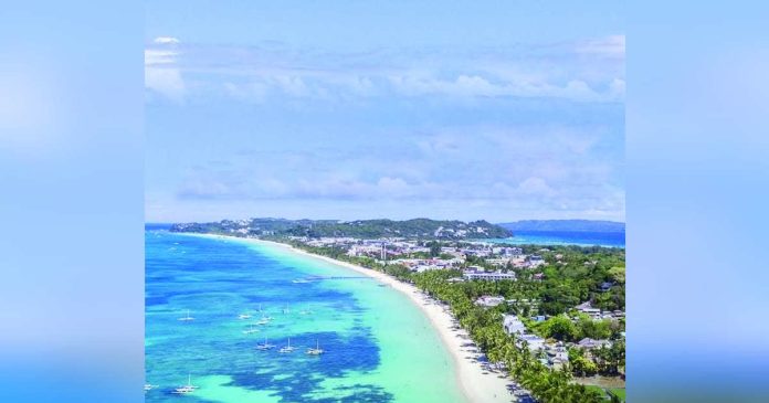 Boracay Island, renowned for its white sands and vibrant tourism, continues to captivate the world, earning the title of World’s Leading Luxury Island Destination for the second consecutive year. DOT-6 PHOTO
