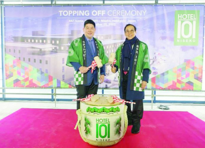 (From left) DoubleDragon Corporation founders Edgar “Injap” Sia II and Tony Tan Caktiong led the Topping Off Ceremony of Hotel101 Niseko in Hokkaido, Japan on Friday, December 5, 2025.