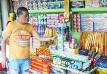 Iloilo firecracker vendors optimistic as New Year buying rush begins Dante Talaboc, president of the Barangay Buhang Firecrackers and Pyrotechnics Association, says firecracker and fireworks sales this year have been slower compared to previous years, which he attributed partly to economic hardship. AJ PALCULLO/PN