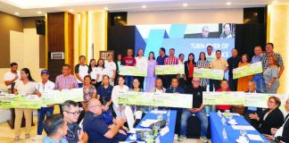 Gov. Arthur Defensor Jr. personally turned over the P212.94 million worth of checks to the beneficiaries during the Provincial Peace and Order Council (PPOC) Special Meeting on Dec. 23, 2025. BALITA HALIN SA KAPITOLYO PHOTO