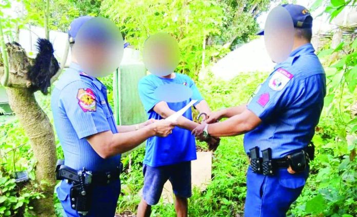 The arrest of alias “Arnie,” the province’s top 6 most wanted person, during a manhunt operation on December 23 in Barangay Cabayogan, Badiangan, Iloilo. PRO-6 PHOTO