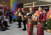 ‘Treasures of Region XII’ targets P10-M sales in WV staging Micro, small, and medium enterprise exhibitors from Region 12 don traditional attire as they formally open the “Treasures of Region XII: A Christmas Trade Expo” at SM City Iloilo, showcasing premium food products, crafts, and coffee as the flagship Department of Trade and Industry fair makes its first-ever stop in Western Visayas. DTI-6 PHOTO