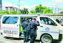 UNDERSTAFFED AND UNDER SIEGE: Bomb threats expose critical shortage in police EOD personnel Police Regional Office 6 director Police Brigadier General Josefino Ligan says they have limited Explosive Ordnance Disposal (EOD) personnel, thus they are training local police to help respond to bomb threats when needed. Photo shows personnel of the Iloilo City Explosive Ordnance Disposal and Canine Unit responding to a bomb threat in a private school in Mandurriao district. AJ PALCULLO/PN