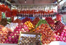 Do round fruits really bring New Year luck? Photo courtesy of AJ Palcullo/PN