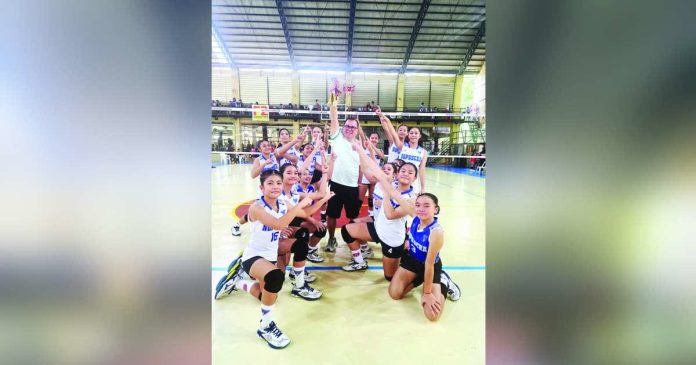 sports Tay_superimposed_compressed Bacolod Tay Tung High School Thunderbolts elementary girls volleyball team. Jose Montalbo Photo
