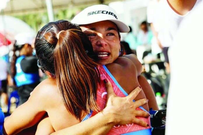 Bernadeth Pons and Sunny Villapando celebrate after helping Alas Pilipinas clinch historic SEA Games gold. POC PHOTO