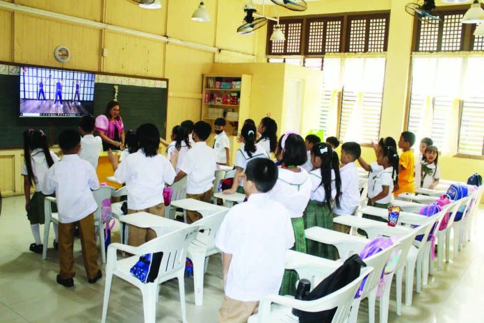 The P105.7-billion Public-Private Partnership for School Infrastructure Project Phase III is seen to lower the average class size from 50 to 39 students, “creating more conducive learning environments.” AJ PALCULLO/PN