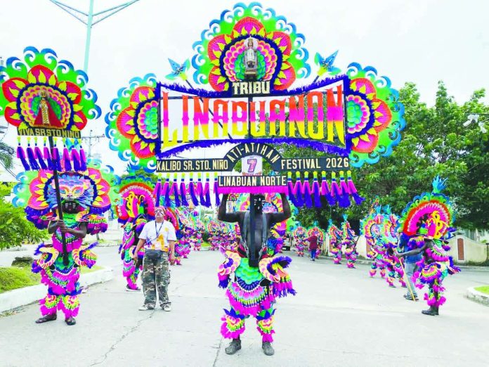 Tribu Linabuanon asserted dominance by clinching a back-to-back title in this year’s Sadsad Ati-Atihan Contest. RADYO TODO AKLAN 88.5 FM