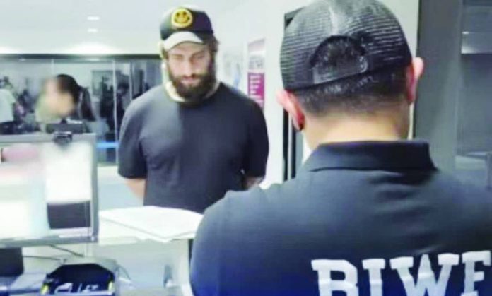 BI eyes total copy_compressed Deported Russian vlogger Vitaly Zdorovetskiy claimed he had access to a mobile phone while detained at the Bureau of Immigration.