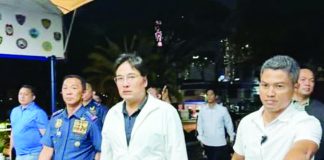 Former senator Ramon “Bong” Revilla arrives at Camp Crame on Monday evening to surrender. He has a pending warrant issued by the Sandiganbayan for charges of malversation and falsification of public documents over a P92.8-M flood control project in Pandi, Bulacan. PHILIPPINE STAR PH PHOTO