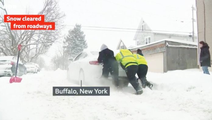 The winter storm, which caused chaos from Texas to the tip of Maine over the weekend, snarled roadways, knocked out power, and buried major cities under a thick blanket of snow. BBC