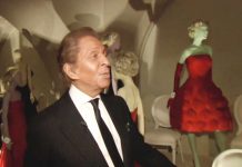 Valentino, giant of 20th century fashion, dies aged 93 Valentino Garavani was known for his fashion collections that displayed luxury, wealth and opulence. BBC