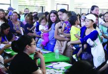 Iloilo resumes AICS payouts after election ban lifted Residents of Carles, Iloilo line up with their children to receive financial assistance under the Assistance to Individuals in Crisis Situations (AICS) program in this file photo. The Department of Social Welfare and Development - Region 6 says beneficiaries can now directly seek aid from DSWD satellite and extension offices, eliminating the need to go through political channels as part of reforms to improve transparency and access. BALITA HALIN SA KAPITOLYO PHOTO