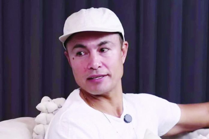 derek_ramsay_copy_resized_compressed DEREK RAMSAY. IMAGE: YOUTUBE/MORLY ALINIO