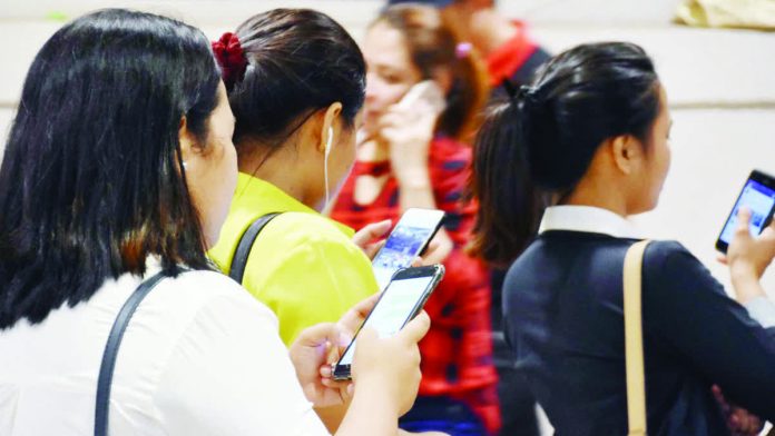 digital_patience_resized_compressed A new study shows that Filipinos belong to one of the markets most exposed to artificial intelligence (AI) in customer service, with 81 percent reporting they have interacted with an AI-powered tool before. Kyodo News via Getty Images