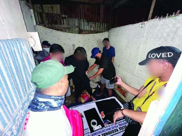 ex-convicts_resized_compressed More or less 320 grams of suspected shabu valued at around P2.2 million were seized from two suspects during a buy-bust operation in Barangay Tanza Bonifacio, Iloilo City, on January 5, 2026. REGIONAL DRUG ENFORCEMENT UNIT 6 PHOTO
