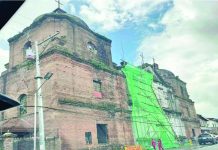 NHCP flags structural risks at Cabatuan church; orders engineering, soil studies after quakes Built in 1866 and dedicated to San Nicolas de Tolentino, the church of Cabatuan, Iloilo is believed to have sustained damage possibly triggered by a series of earthquakes in recent months, which authorities say may have loosened sections of its masonry. Widening cracks on the right belfry tower are also suspected to be earthquake-related. PHOTOS OF SAN NICOLAS DE TOLENTINO CHURCH OF CABATUAN, ILOILO FROM NEREO LUJAN