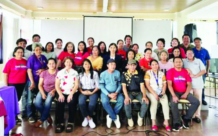 negosyo_center_copy_resized_compressed The Department of Trade and Industry - Negosyo Center (DTI-NC) Kapatid Mentor ME (KMME) graduates in Antique gather for their growth forum and cooperative on Dec. 23, 2025. Engineer Edwin Eraga, a graduate of the KMME and chairperson of the Kami Antique Credit Cooperative, said in an interview on Friday, Jan. 2, 2026, that they see a bright prospect for their newly formed initiative. PHOTO COURTESY OF DTI-ANTIQUE