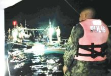 Bantay Dagat nabs ‘sensuro’ operator in night patrol Personnel of the Iloilo Provincial Bantay Dagat Task Force, backed by police operatives, intercept a fishing vessel during a nighttime seaborne patrol in the municipal waters of Ajuy, Iloilo, leading to the arrest of a fisherman caught using the banned round haul seine or “sensuro” method. PHOTO FROM DR. RAUL BANIAS