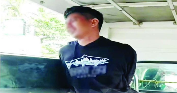 roxas city robber_superimposed_compressed Authorities arrested 31-year-old alias “Michael” after he attempted to steal wallets and cellphones from two customers at a Chinese restaurant in Roxas City. 95.7 BRIGADA ROXAS CAPIZ PHOTO
