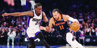 New York Knicks’ Jalen Brunson eludes the defense of Sacramento Kings guard Keon Ellis. FIELD LEVEL MEDIA PHOTO