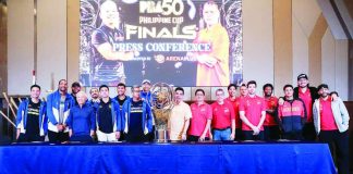Members of TNT Tropang 5G and San Miguel Beermen with PBA Commissioner Willie Marcial. PBA PHOTO
