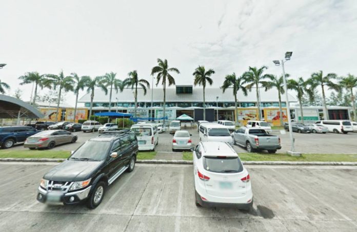 Bacolod airport Motorists park their vehicles at the open-air parking area of Bacolod–Silay Airport in Silay City, Negros Occidental, as the Bacolod City Council seeks the intervention of its lone district representative over the recent increase in overnight parking fees.