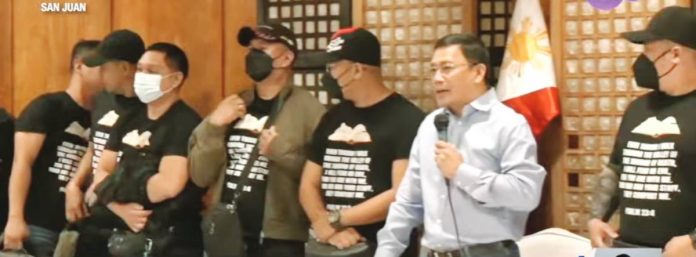 Ombudsman The lawyer representing several former members of the Philippine Marine Corps said their discussions on the alleged cash deliveries to various individuals allegedly upon the instructions of former Ako Bicol congressman Zaldy Co, started as early as October 2025. Atty. Levito “Levy” Baligod (second from right) said he had been in talks with the former Marines for months to verify their claims.