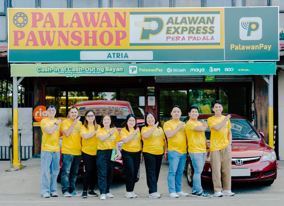 Palawan Group of Companies’ Iloilo branch & Head Office associates during the Dinagyang Festival 2026 celebrations.