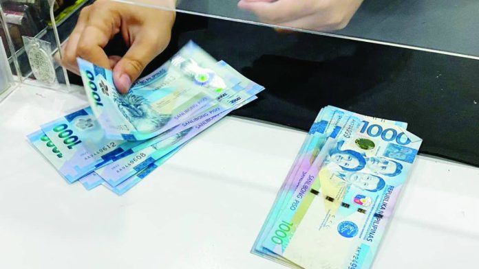 big cash withdrawals_compressed_compressed Banks should apply enhanced due diligence (EDD) to cash withdrawals exceeding P500,000 on a per-customer — rather than per-transaction. EDD process, according to the Bangko Sentral ng Pilipinas, must consider the customer’s risk profile, nature of business or operations, and transaction patterns. PHOTO COURTESY OF ABS-CBN NEWS