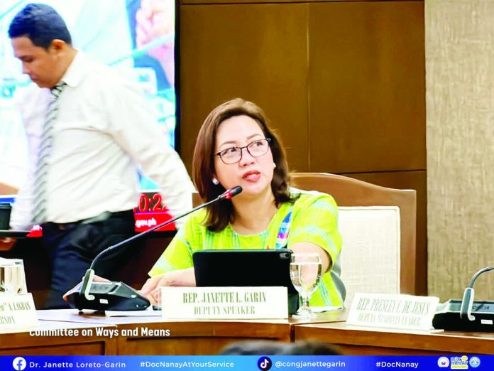 garin_resized_compressed “When, where, and who delivered those alleged maletas of money to me? Binutig kag patalang,” said Iloilo 1st District’s Cong. Janette Garin. She also denied owning a townhouse in Metro Manila, contrary to claims in the affidavit that suitcases were delivered to her residence there. DR. JANETTE LORETO-GARIN/FB PHOTO