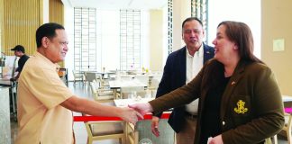 Iloilo Province’s Gov. Arthur Defensor Jr. (left) greets Senior Trade Commissioner Janine Fiddler of the Embassy of Canada to the Philippines during a meeting at Courtyard by Marriott Iloilo on Feb. 25, where they discussed potential Canadian investments in Iloilo’s agriculture, digital health, BPO, smart city, and solid waste management sectors. BALITA HALIN SA KAPITOLYO