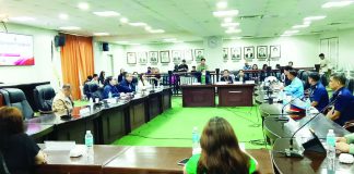 Members of Iloilo’s Sangguniang Panlalawigan, led by Vice Gov. Nathalie Ann Debuque, conduct a committee hearing in aid of legislation on February 5 to review Iloilo International Airport’s security protocols and facility readiness. IME SORNITO/PN