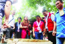 226 Janiuay community-driven projects cited as models for PH resilience program Representatives from the Asian Development Bank, Department of Social Welfare and Development, and local officials conduct an on-site inspection of a KALAHI-CIDSS-funded facility in Barangay Matag-ub, Janiuay, Iloilo, as part of a technical field review for the Philippine Community Resilience Project. DSWD-6 PHOTO