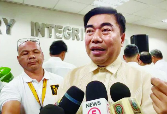 new_NBI_chief_copy_resized_compressed “We will not tolerate anyone. Everyone who should be held accountable should be held accountable,” says new National Bureau of Investigation director Melvin Matibag, emphasizing that there would be no “sacred cow” on the agency’s investigation into different issues such as the flood control anomalies. MARY JOY SALCEDO, PHILIPPINE DAILY INQUIRER)